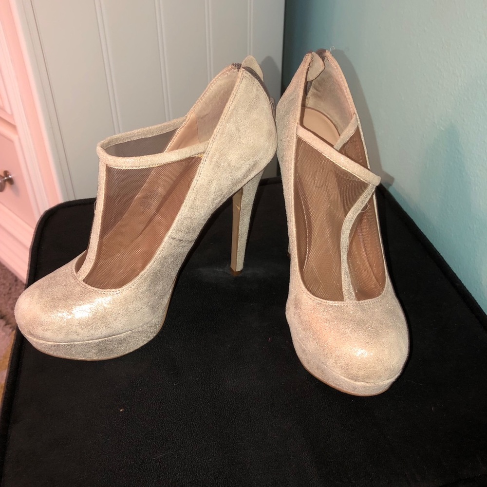 Jessica Simpson heels